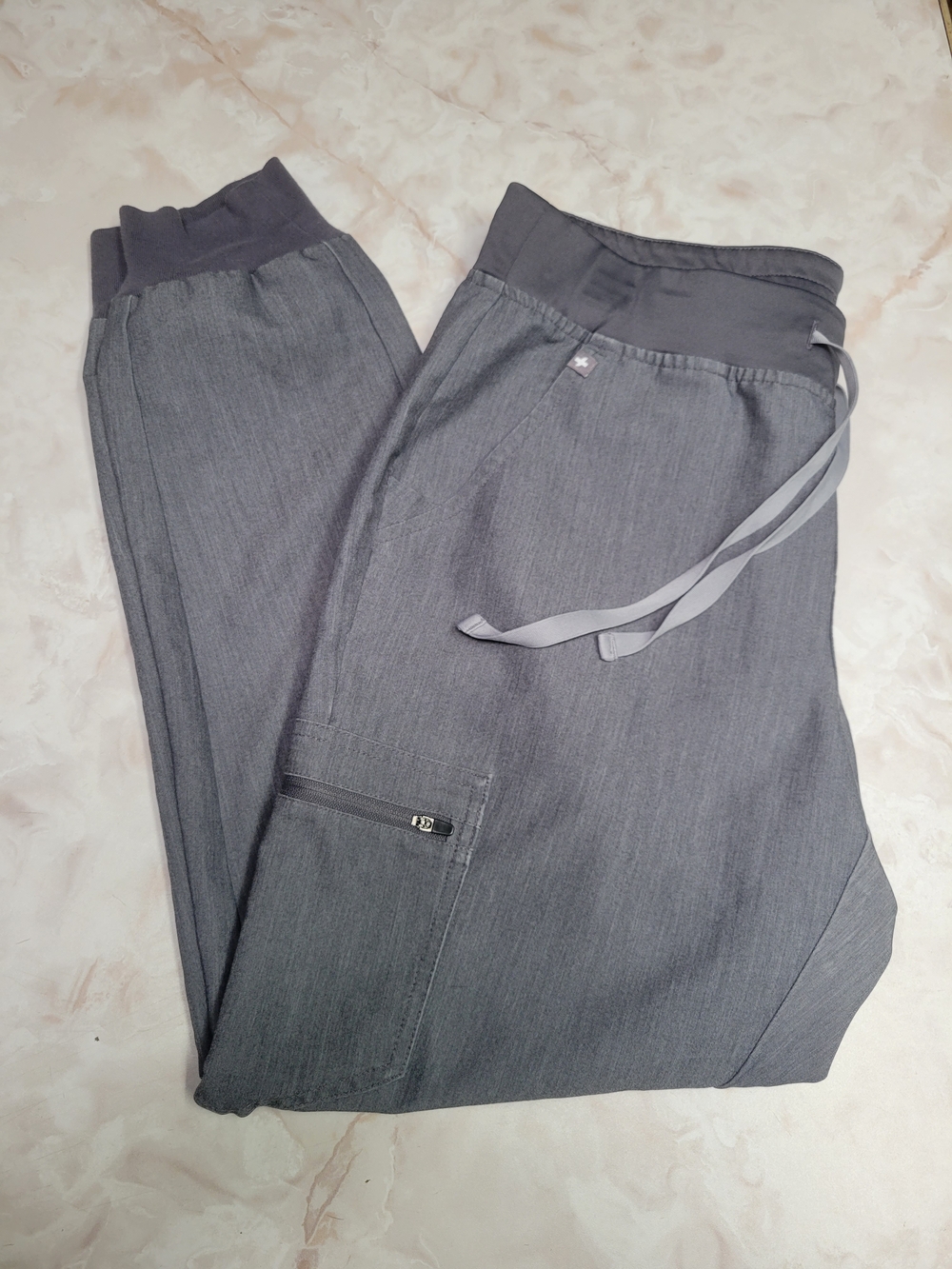 FIGS Zamora Jogger Scrub Pants Graphite Gray Medium M Technical Collection
